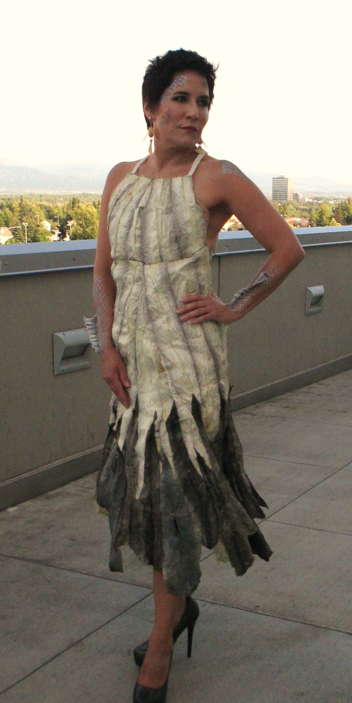 chinese dress ladies Salmon I Fish leather with closed scales and silk gloss